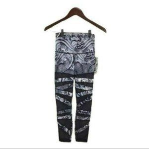 Lululemon Highest Times Pant Wanderlust Mosaic Mesh Blue and White, Size 4